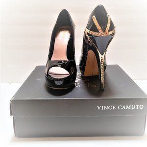 Vince Camuto Black patent  leather platform shoes